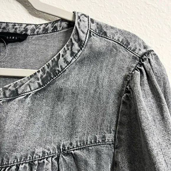 Jane and Delancey Grey Button Up Chambray Top - Picture 7 of 9